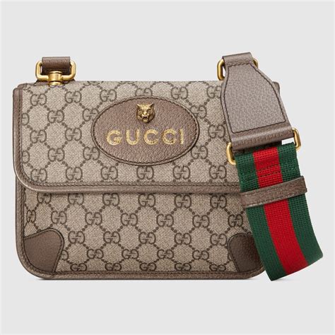 borsellino a tracolla gucci piccolo|BORSA A TRACOLLA IN TESSUTO GG SUPREME MISURA .